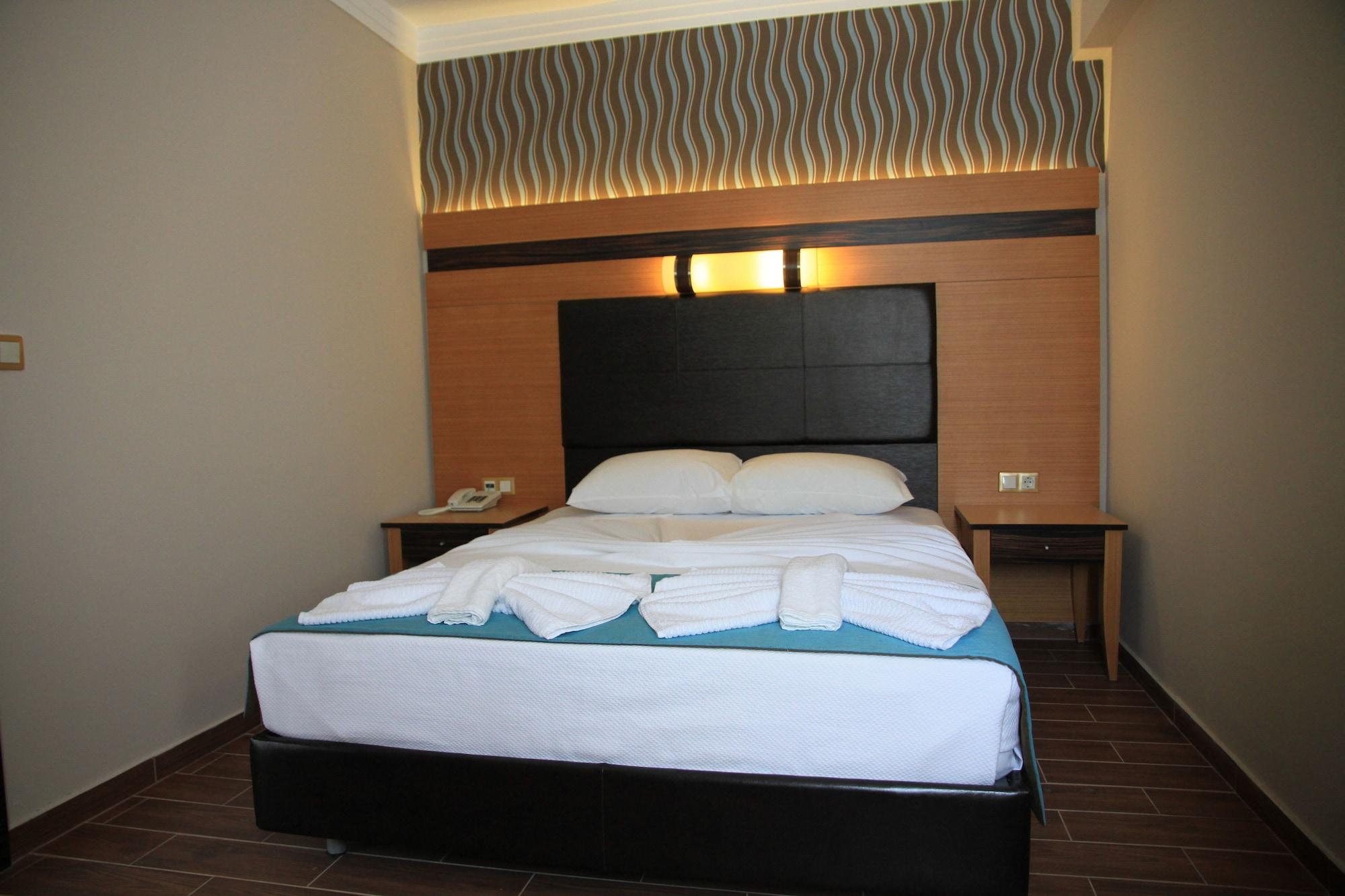 Club Alpina Hotel Marmaris Eksteriør billede